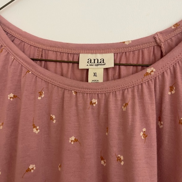 2/$6 a.n.a Women's Pink Floral Top - Picture 2 of 2